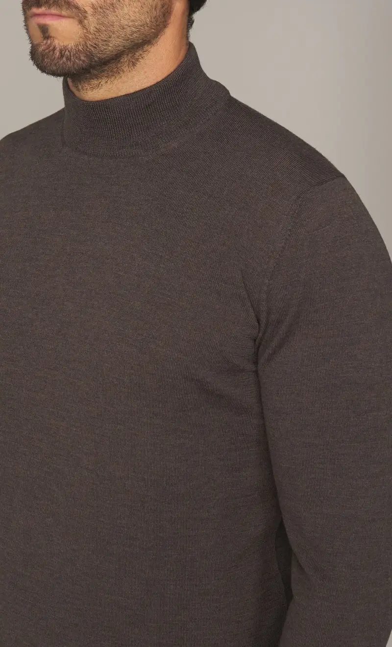 Maglia lupetto gran sasso in lana merino extrafine, colore moro miniatura 2