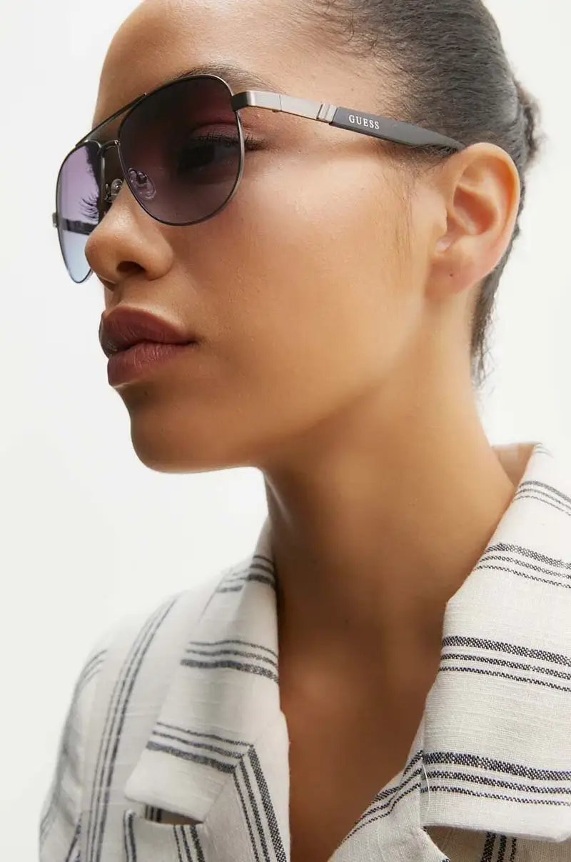 Guess Occhiali da sole Donna Blu 3312060