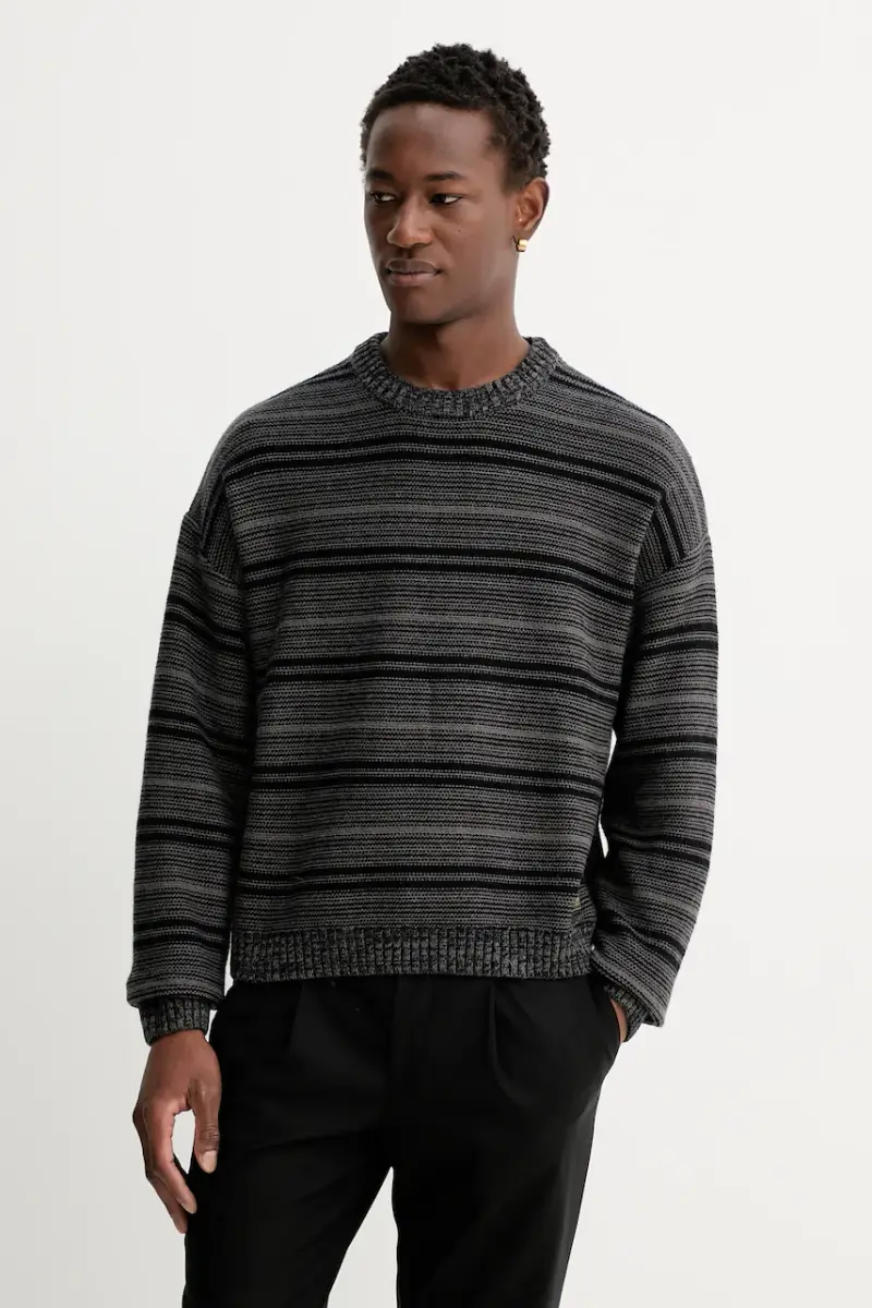 maglione con lana colore nero M5BR02 Z0670