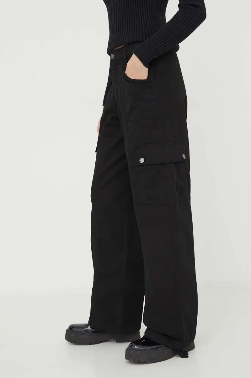 pantaloni donna colore nero