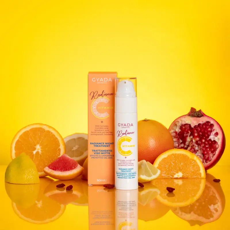 Radiance Vitamin C Radiance Night Treatment - Trattamento antietà pelli mature, Crema antirughe, Crema antimacchie viso miniatura 2