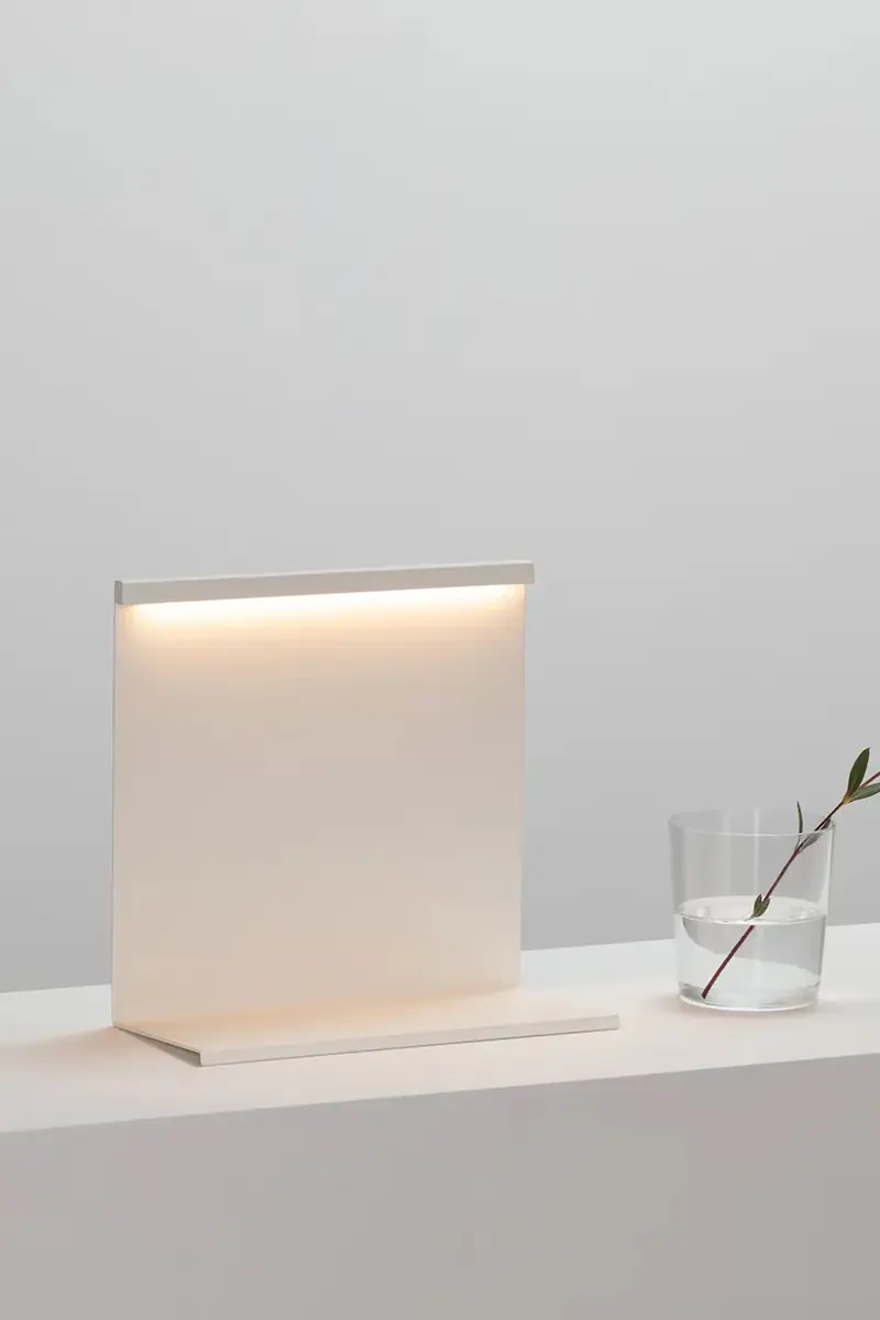 lampada da tavolo 22, 5 x 10, 5 x 22 cm colore bianco miniatura 5