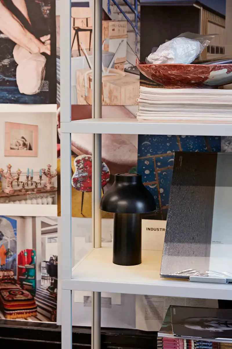 lampada da tavolo wireless a led PC 14 x 14 x 22 cm colore nero miniatura 2