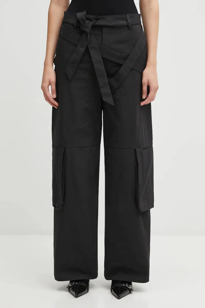 pantaloni donna colore nero AW25_W_10_220_BLK01