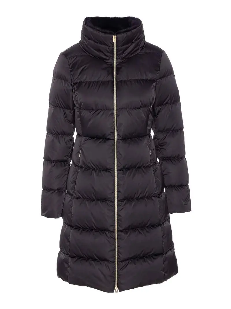 Giacca nera con chiusura a zip frontale Nero