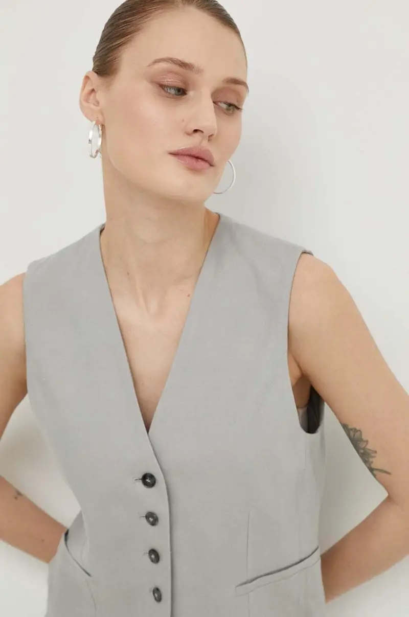 gilè con aggiunta di lino colore grigio