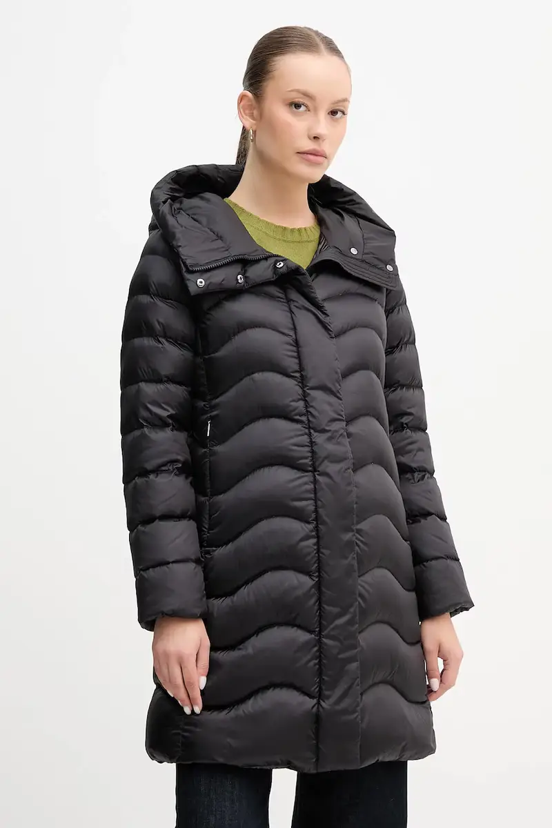 piumino EMU colore nero 8P603