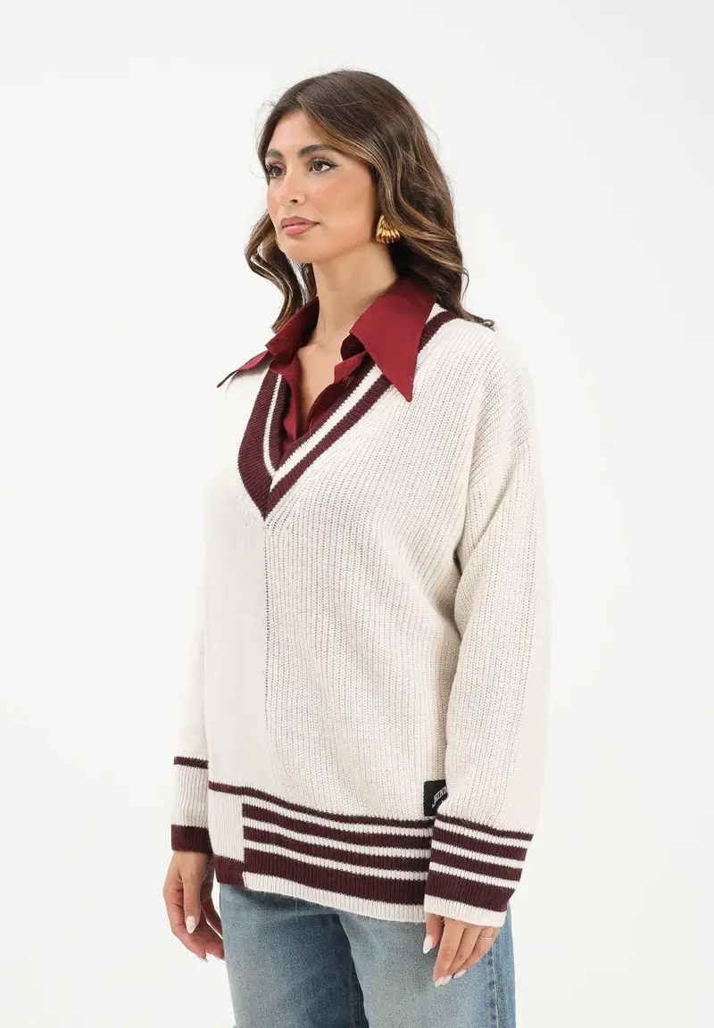 Maglioncino scollo a v panna da donna stile college