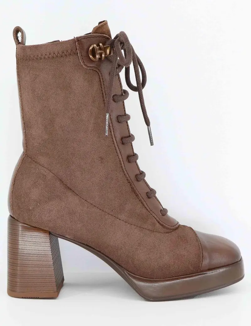 Stivaletti in pelle e tessuto marrone Donna HI254231 C005