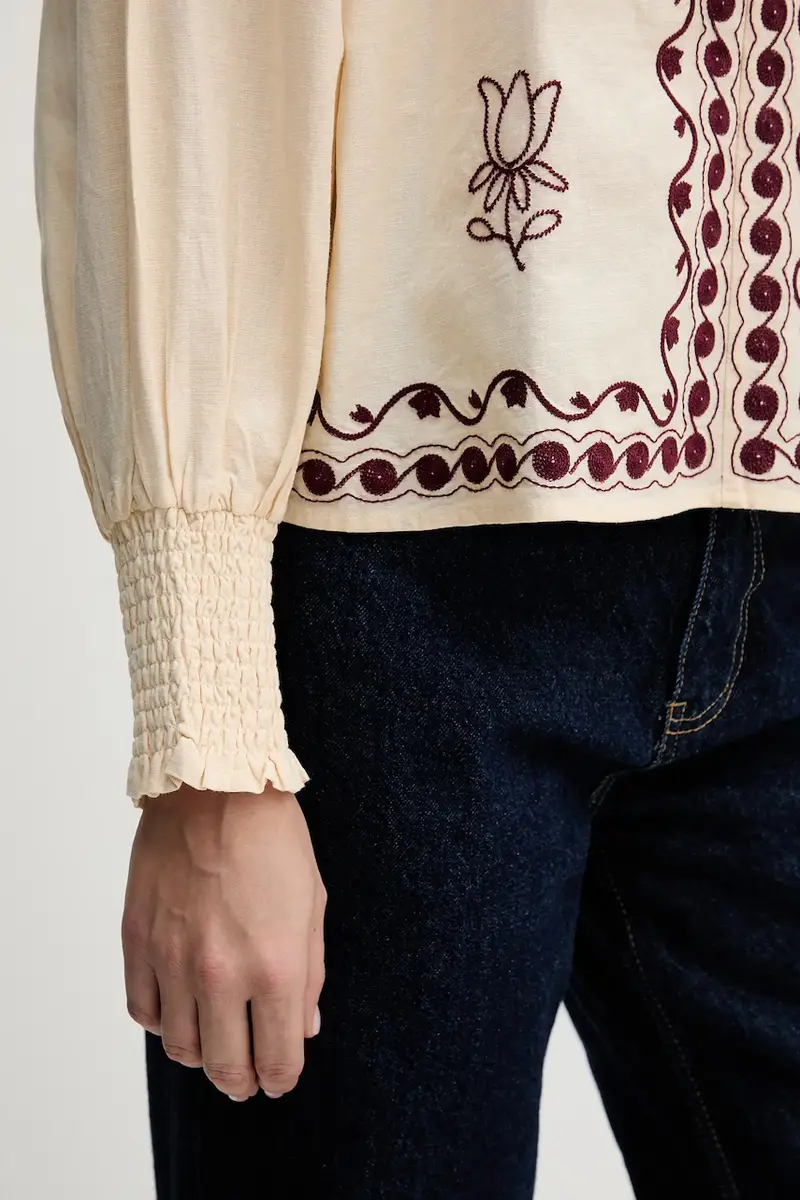 camicetta donna colore beige con applicazione 6282695 miniatura 5