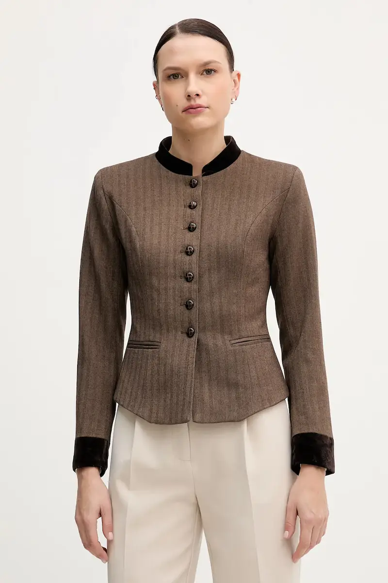 giacca colore marrone 5472062