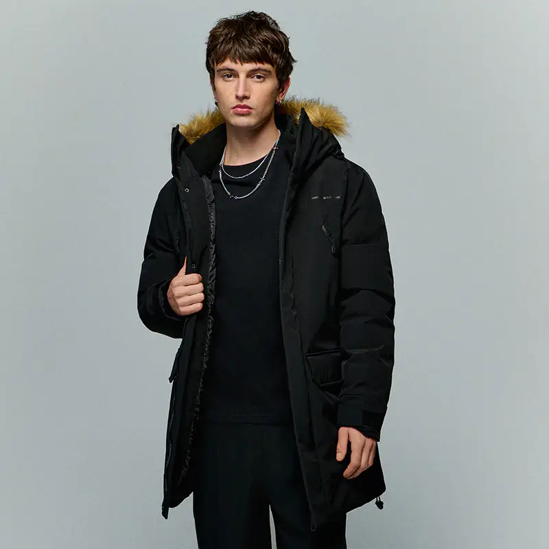 Cappotto con cappuccio