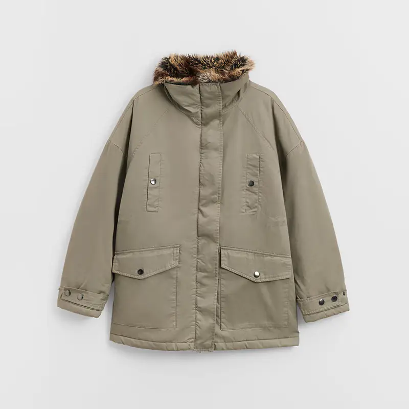 Cappotto con collo alto