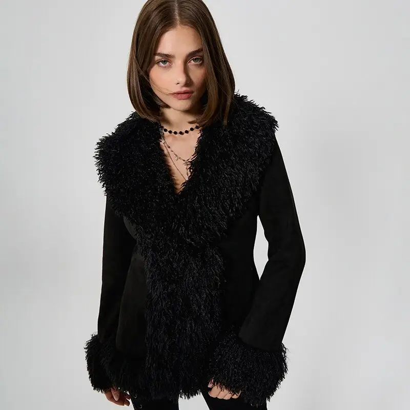 Cappotto in finta pelle