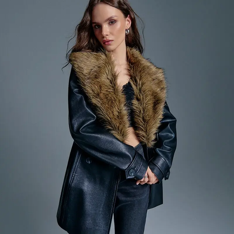 Cappotto in finta pelle