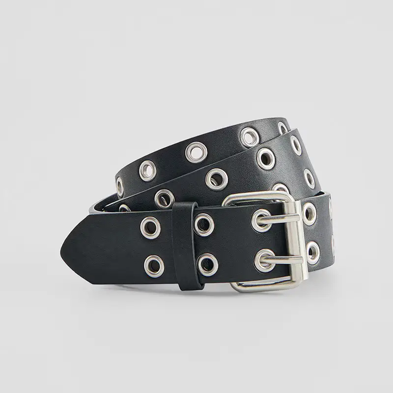 Cintura con occhielli in metallo