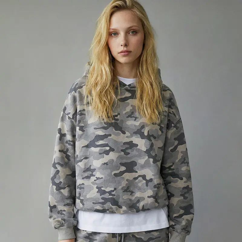 Felpa oversize con cappuccio