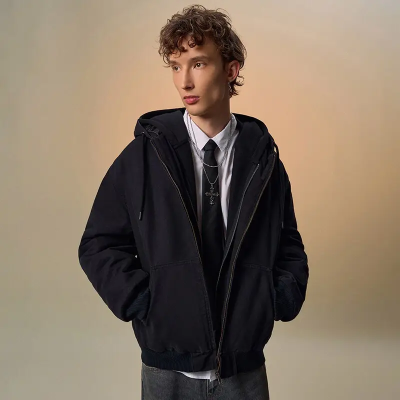 Giacca con cappuccio