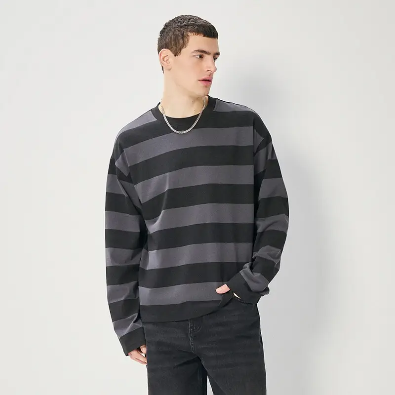 Maglietta a righe maniche lunghe