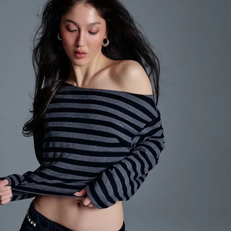 Maglietta a righe maniche lunghe