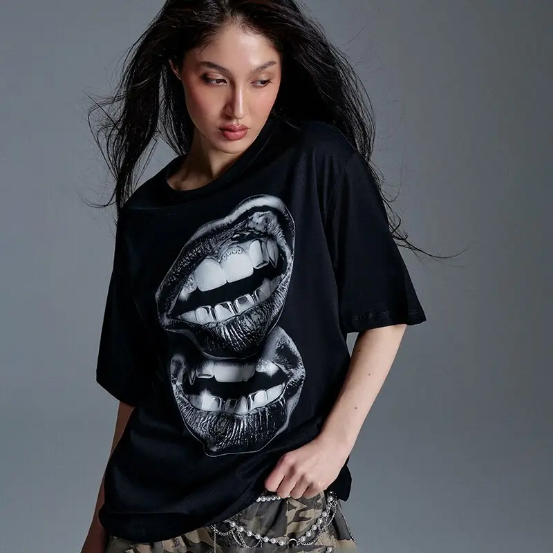 Maglietta con stampa