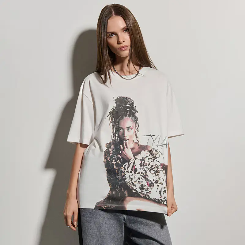 Maglietta con stampa Tyla