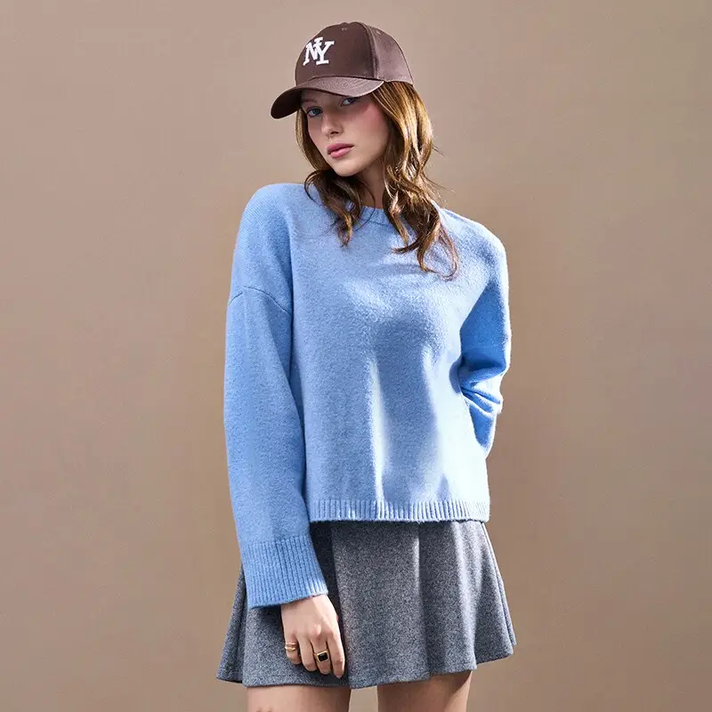 Maglione con scollo rotondo