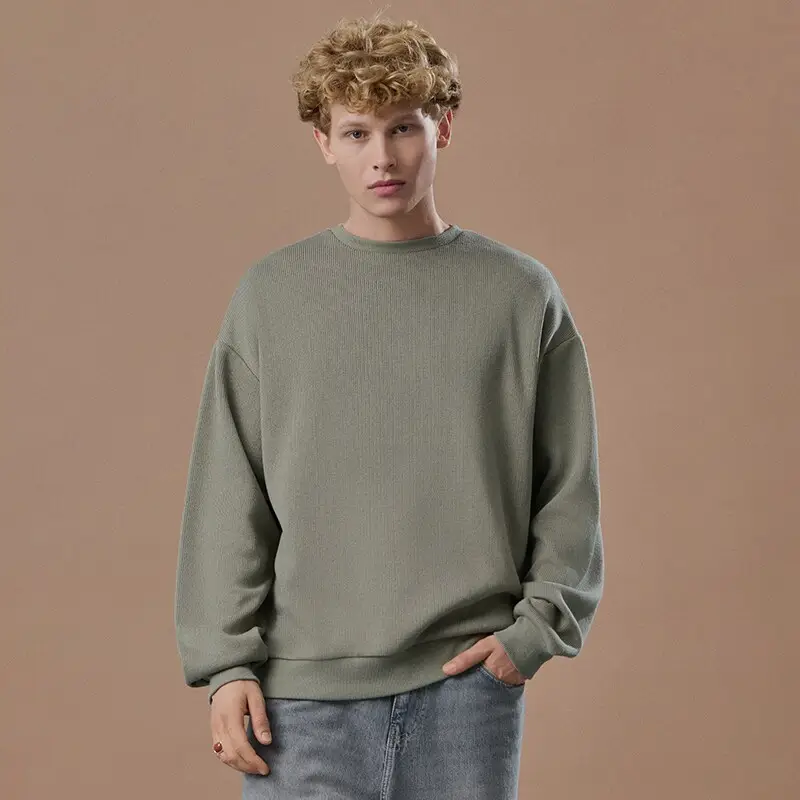 Maglione con scollo rotondo