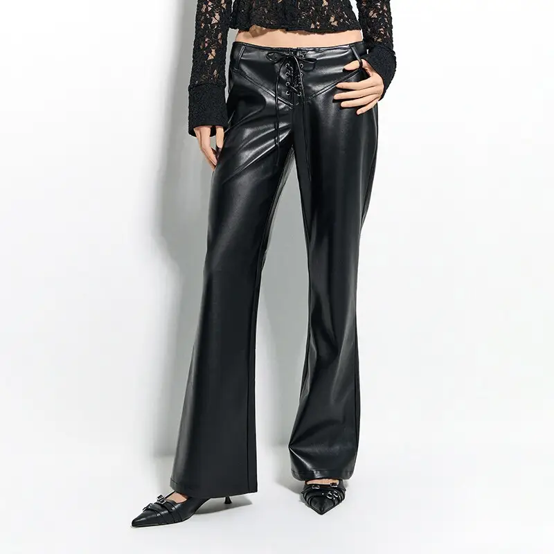 Pantaloni a zampa di elefante