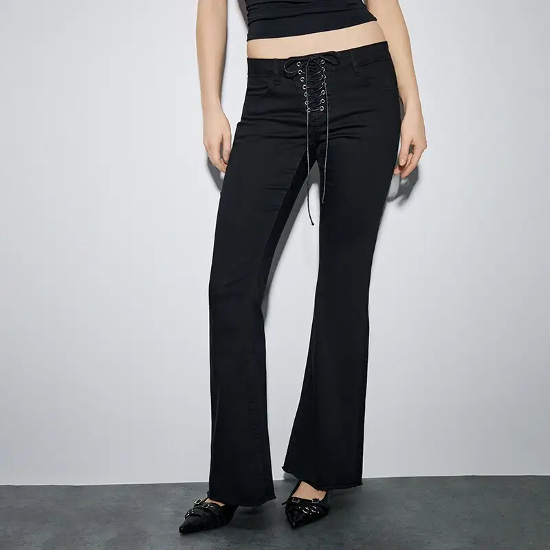 Pantaloni a zampa di elefante