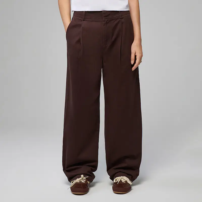Pantaloni baggy