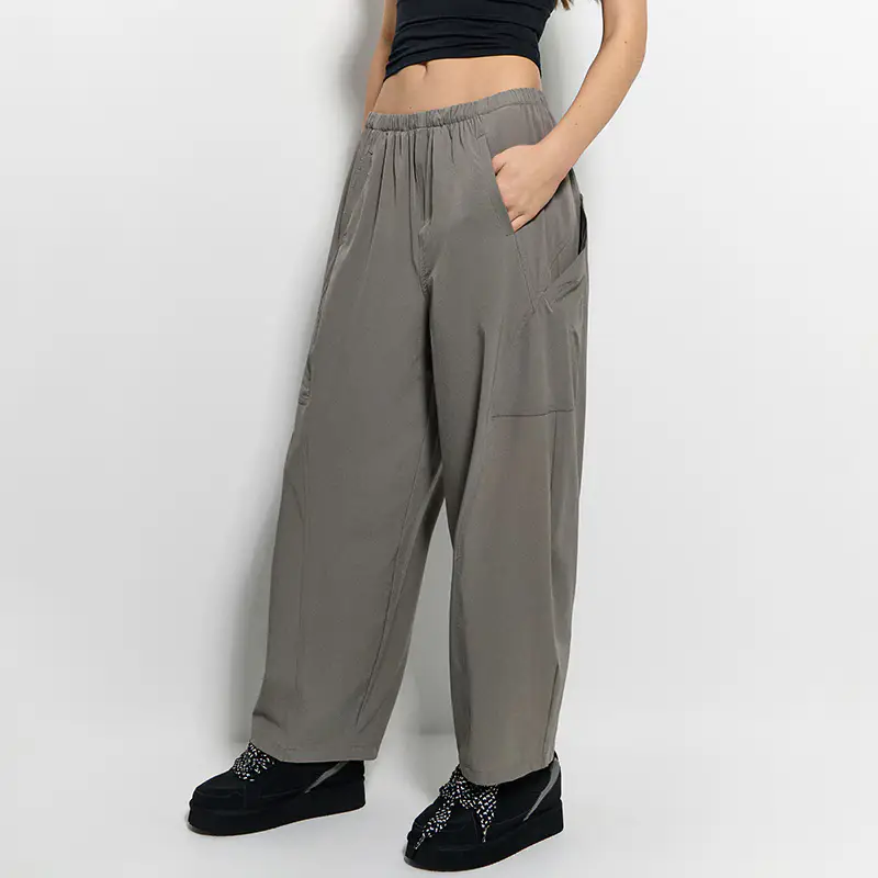 Pantaloni baggy