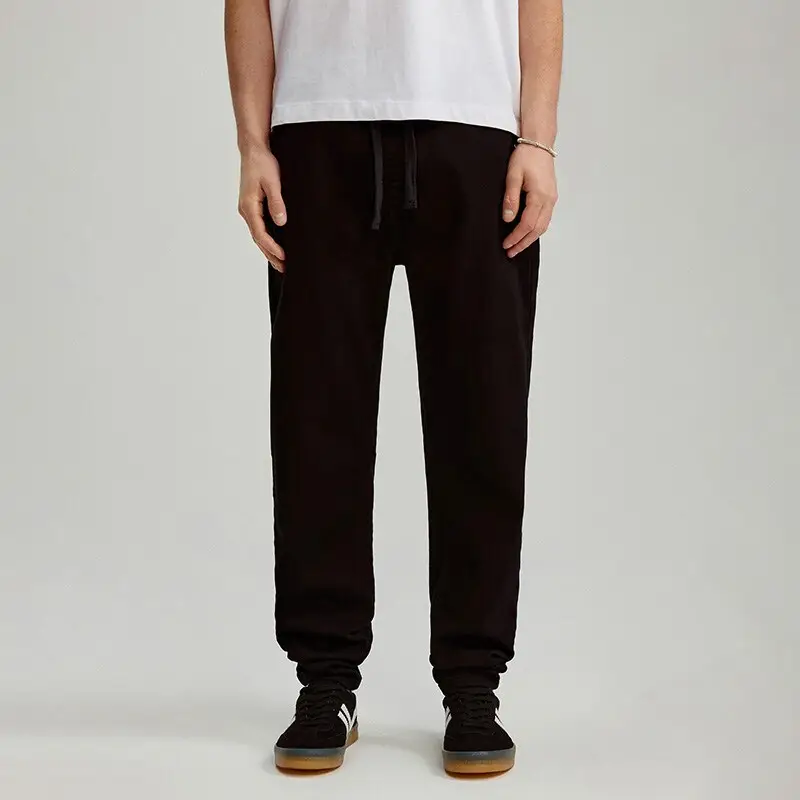 Pantaloni carrot fit