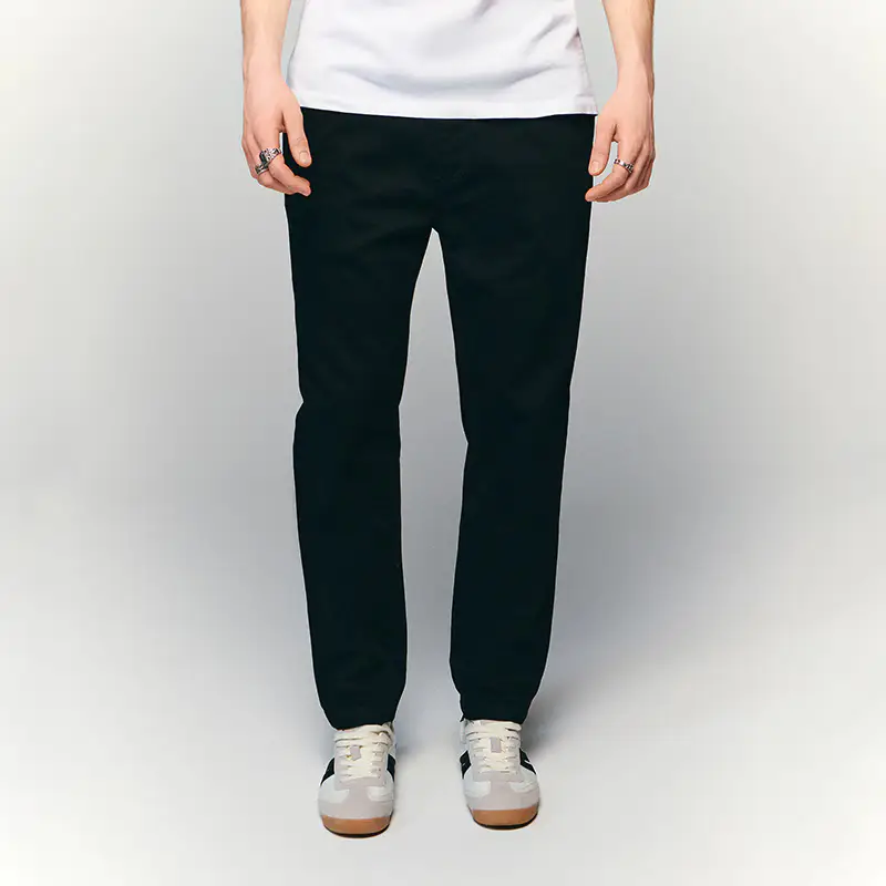 Pantaloni carrot fit