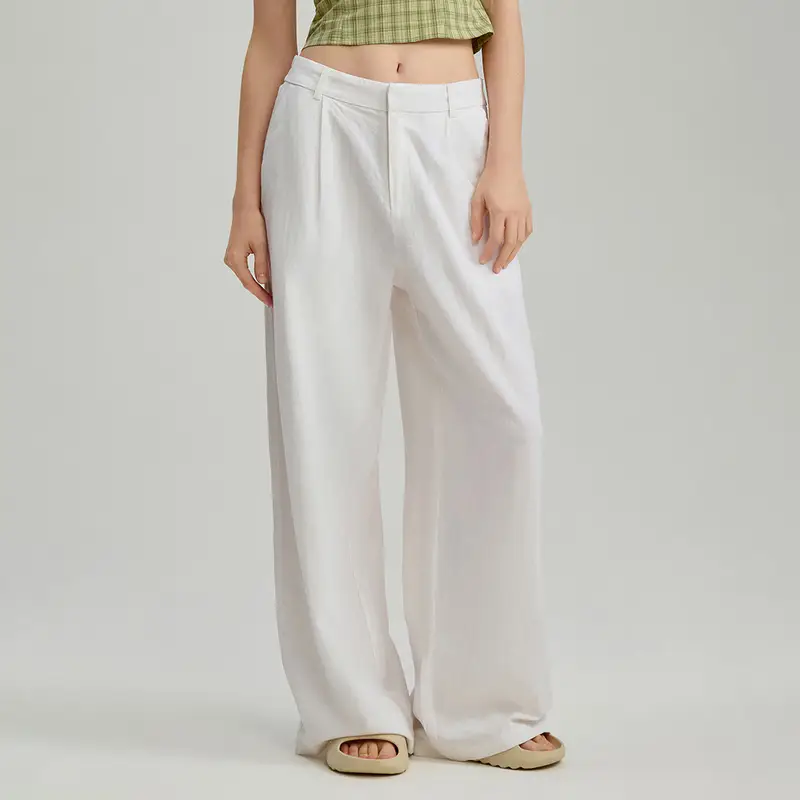 Pantaloni con misto lino