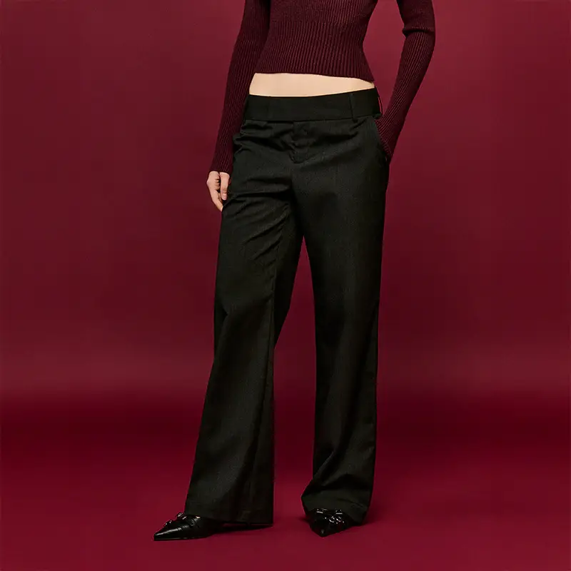 Pantaloni straight fit