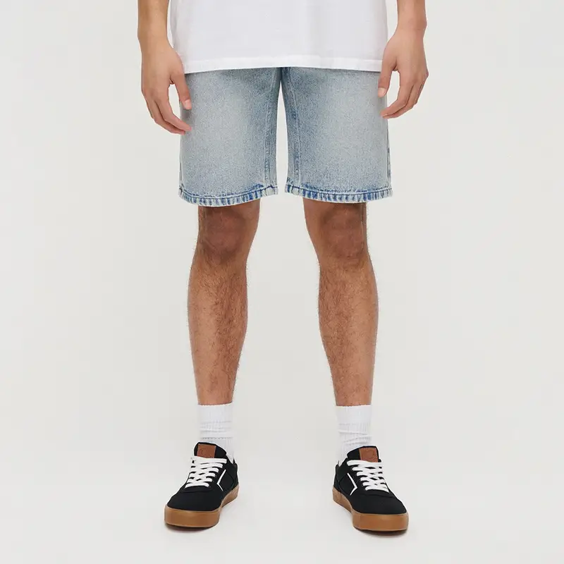 Shorts in jeans