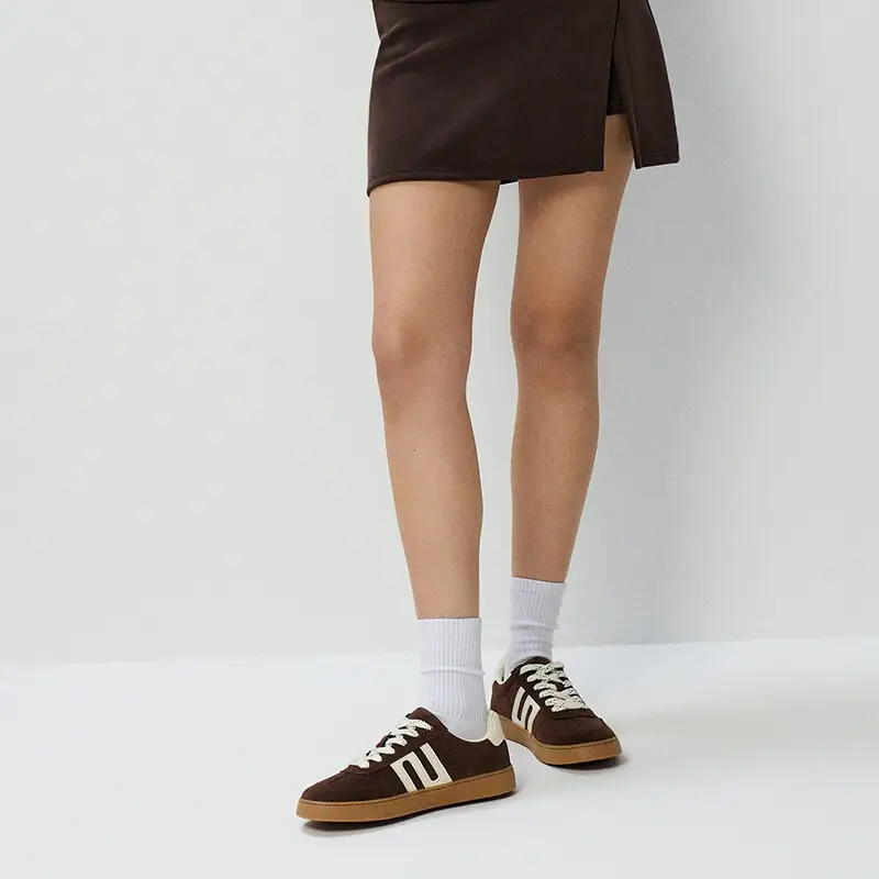 Sneakers in finta pelle