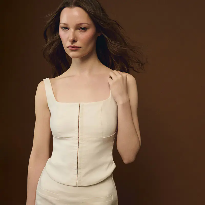 Top con spalline sottili