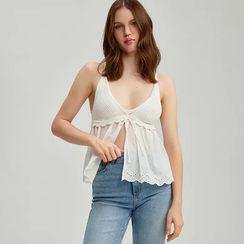 Top con spalline sottili