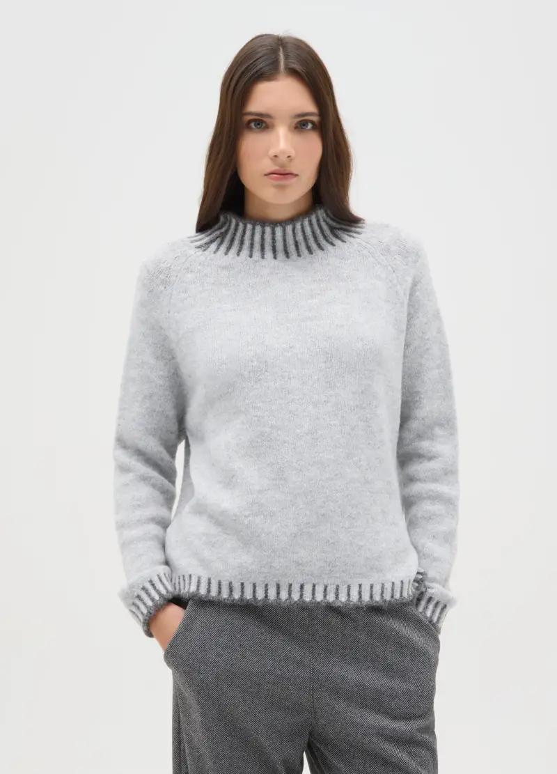 Maglione Grigio Regular Fit Con Collo A Coste E Dettagli Cut-out, Donna, Grigio