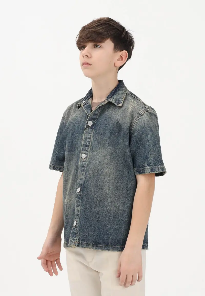 Camicia a manica corta in denim sabbiato da bambino