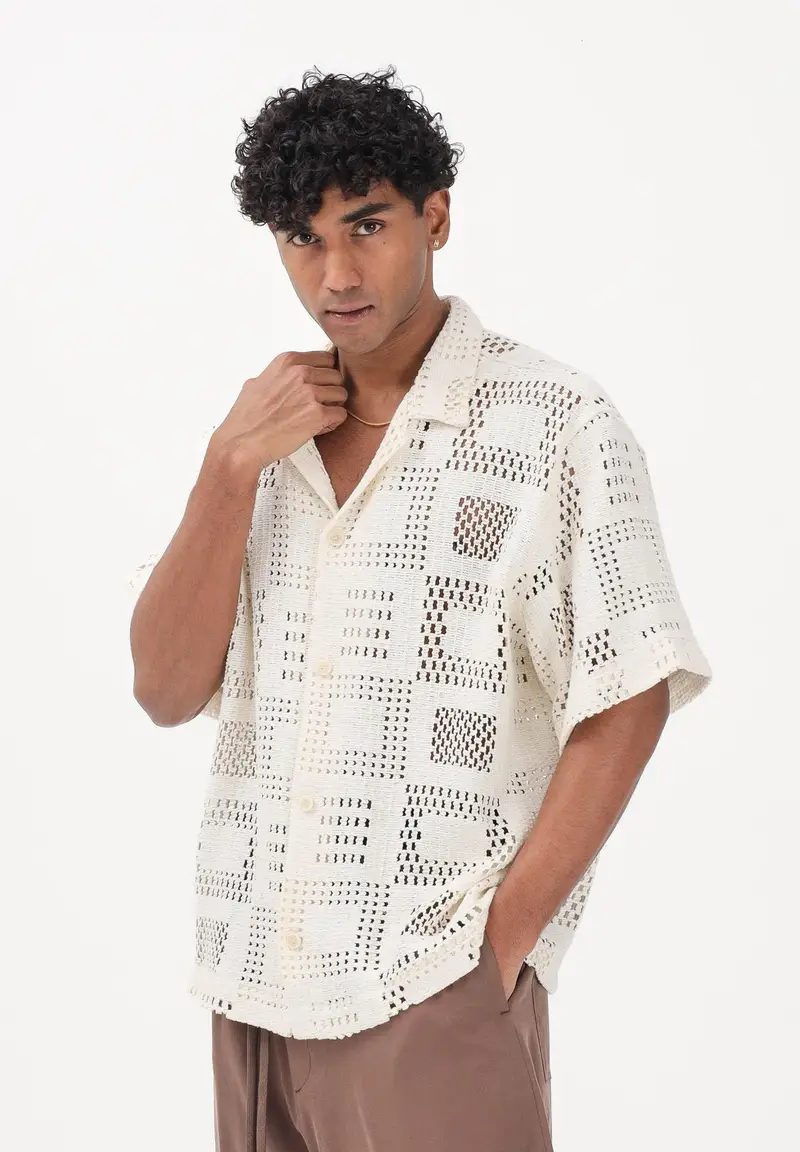 Camicia in maglia panna da uomo con lavorazione geometrica miniatura 2
