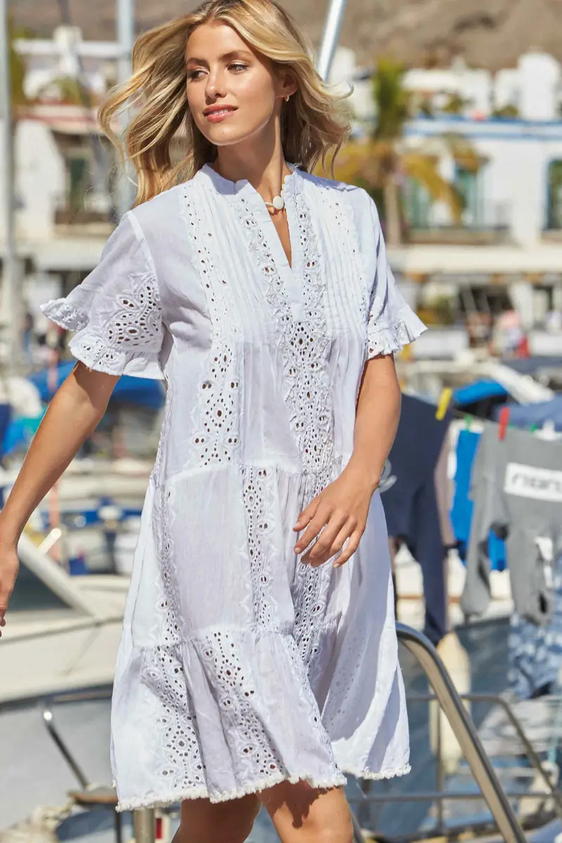 ABITO IN PIZZO PREGIATO | Colore Bianco |