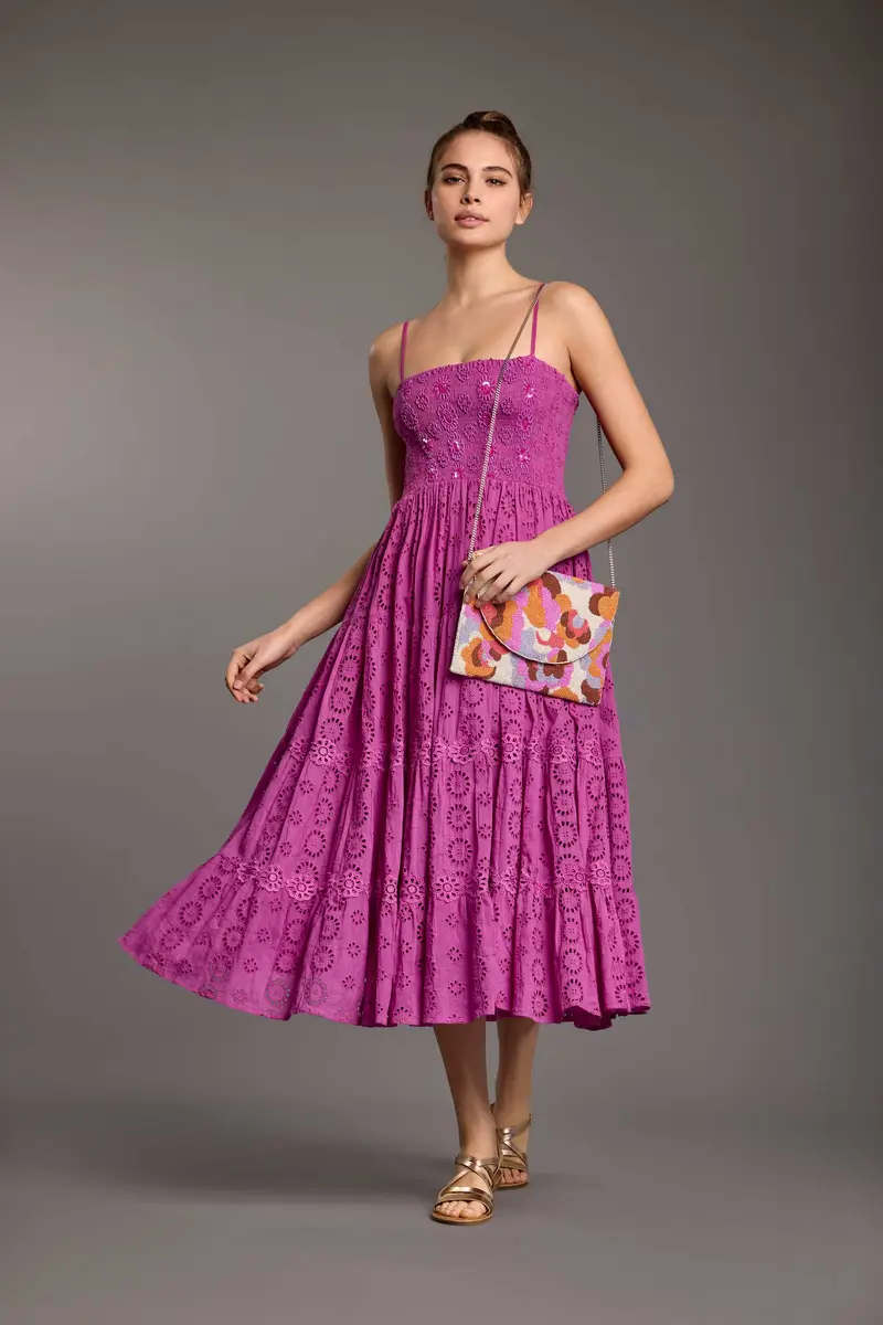 ABITO LUNGO IN PREGIATO PIZZO SANGALLO | Colore Viola |