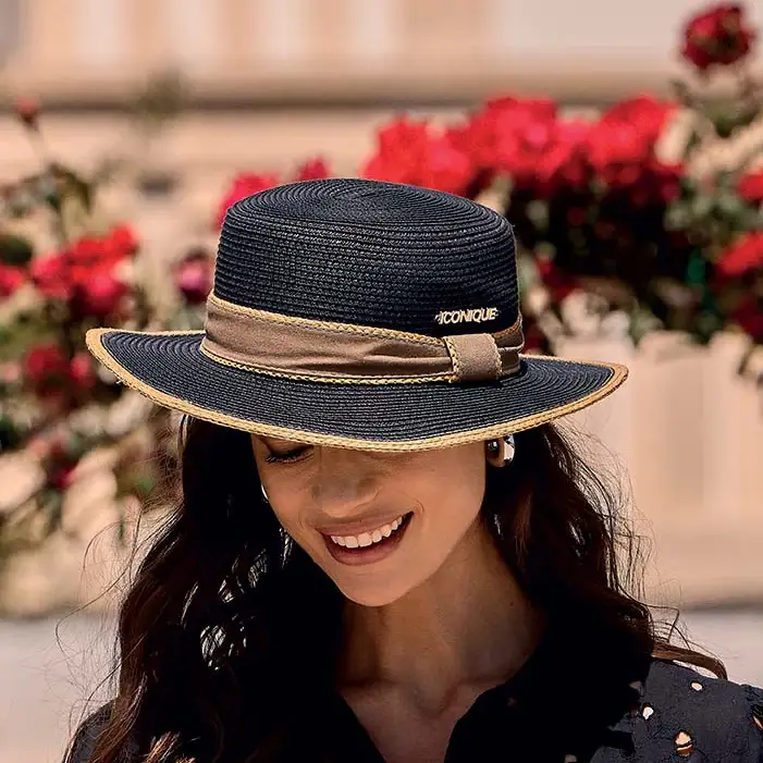 CAPPELLO VANIA | Colore Nero |