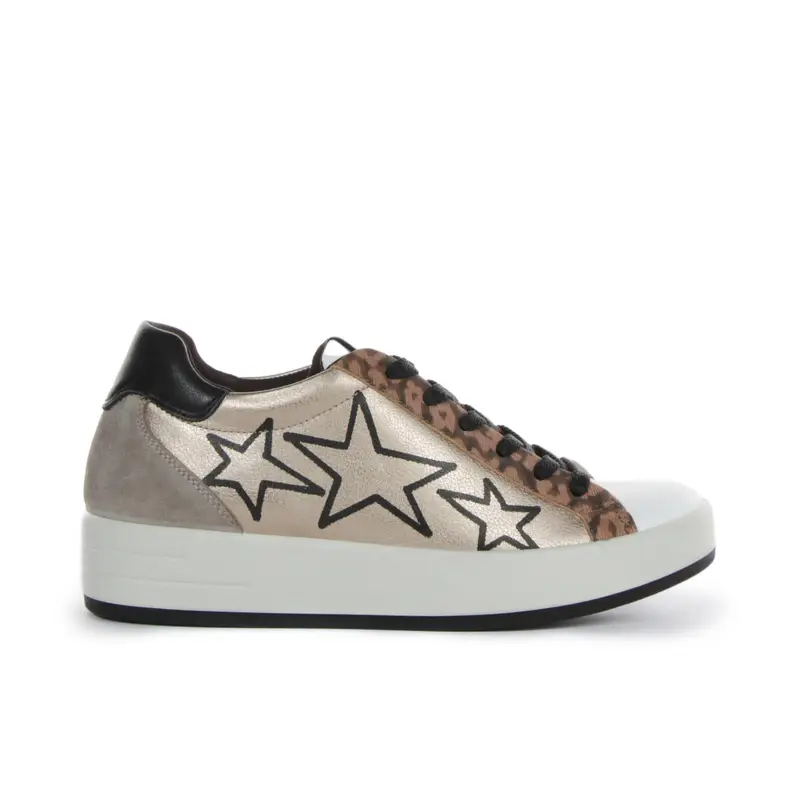 Sneakers beige in pelle con stelle