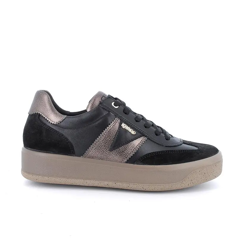 Sneakers da donna nero con lacci