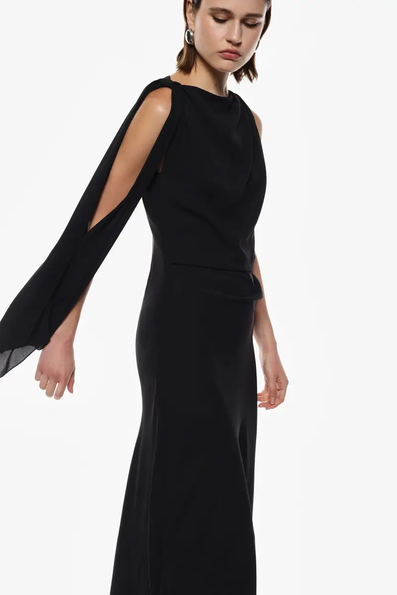 Abito lungo con manica asimmetrica e scollo a barca Nero miniatura 2