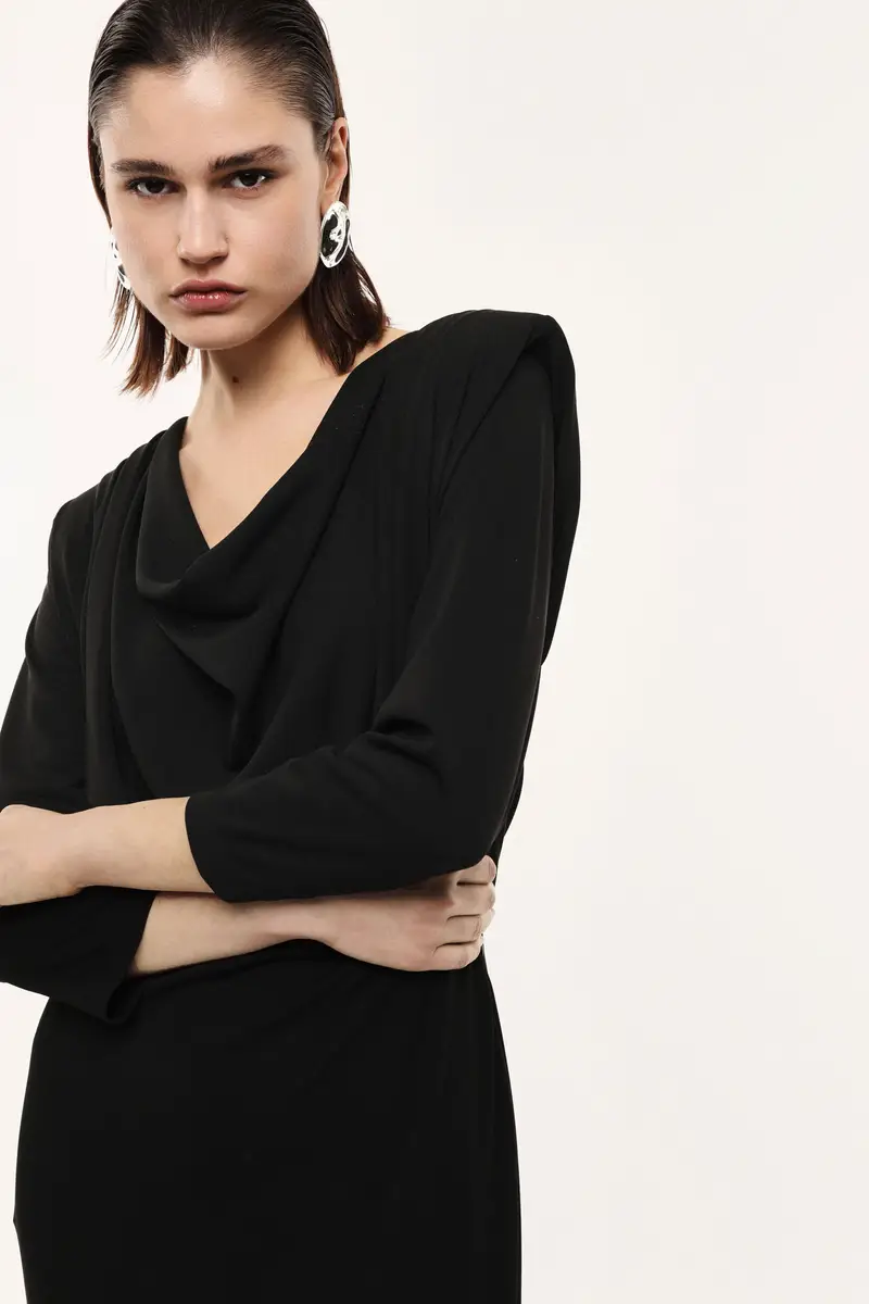 Abito lungo scollo asimmetrico maniche tre quarti Nero miniatura 4